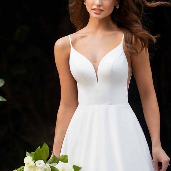 ESSENSE OF AUSTRALIA WEDDING DRESS CLEAN DOVE SATIN BALLGOWN SHEER BACK SIZE 12 - Picture 4 of 16